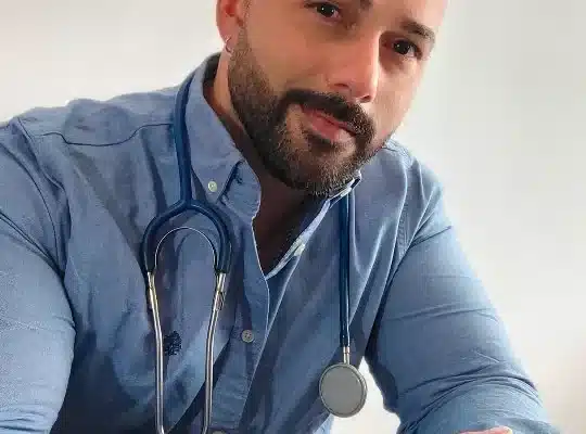 Veterinarios que educan en Instagram: @eldogtor