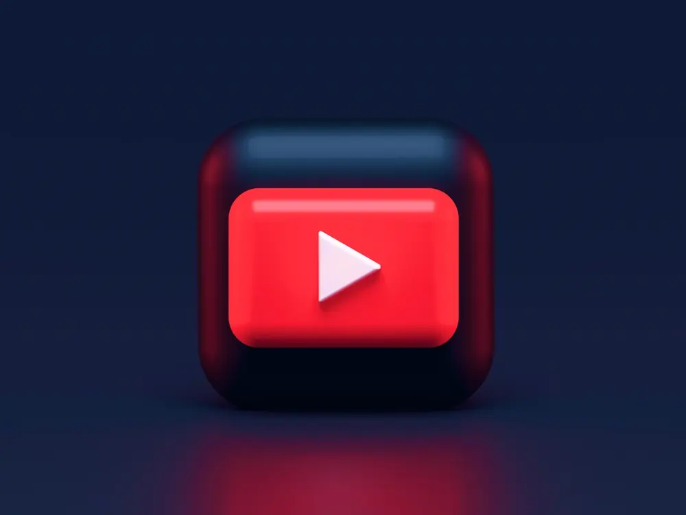 Botón de reproducción de YouTube, guía para comprar suscriptores de YouTube en Chile