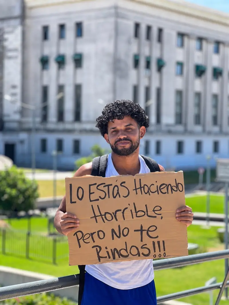 Quién es @moisesechandia, el bailarín que enseña en Concepción
